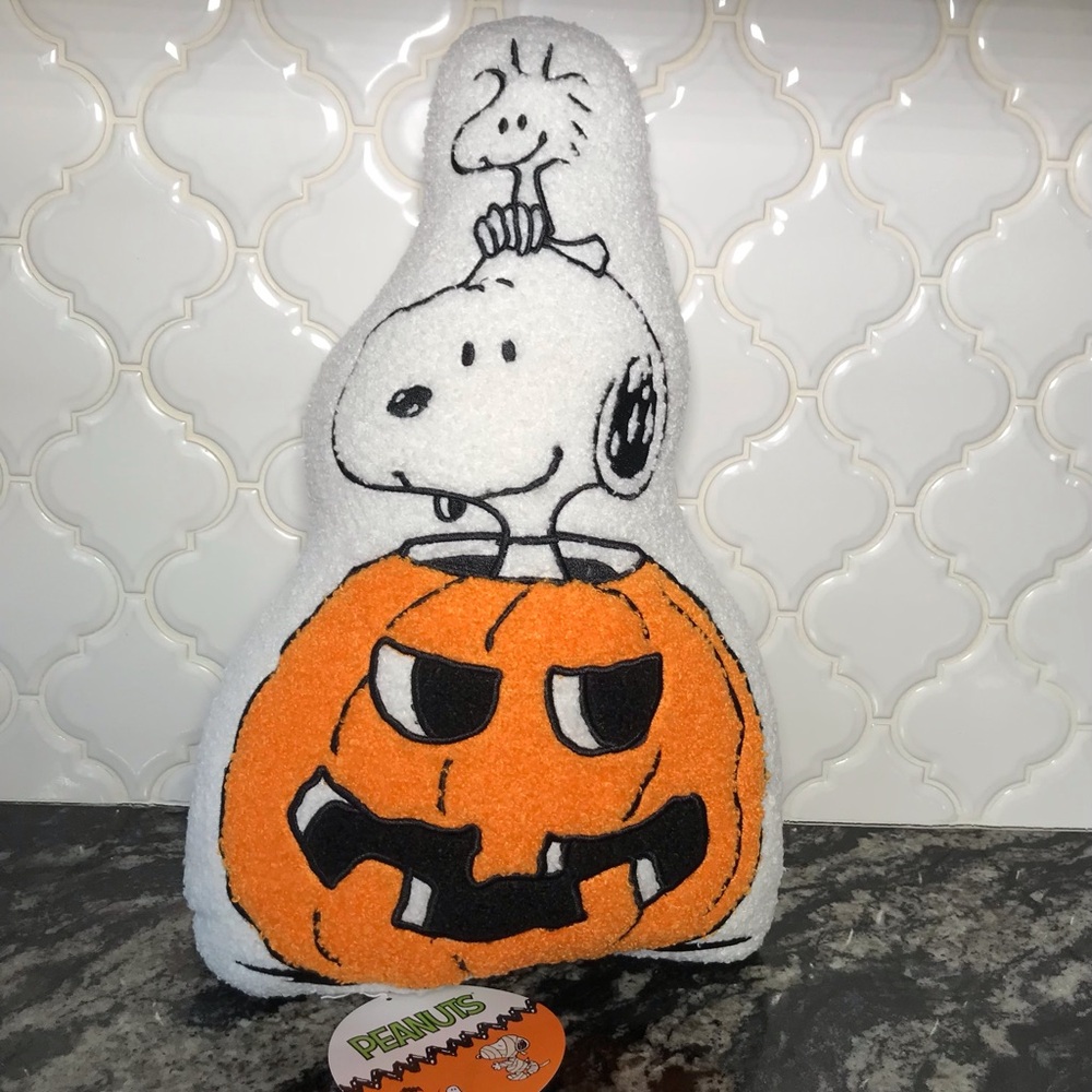 Peanuts Snoopy Woodstock Pumpkin Decorative Throw Pillow Halloween Fall NEW